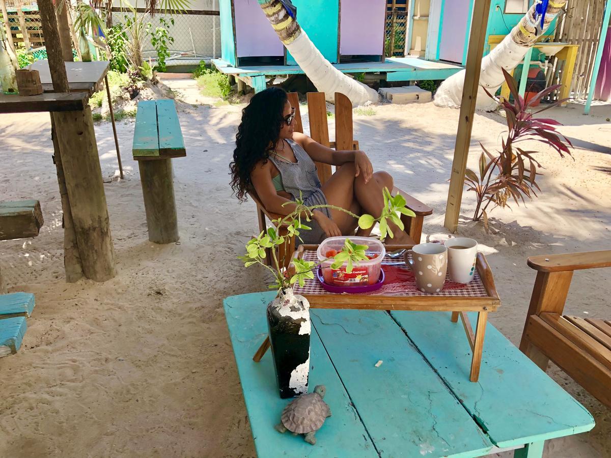 A Pousada Tropical Oasis Caye Corker Exterior foto