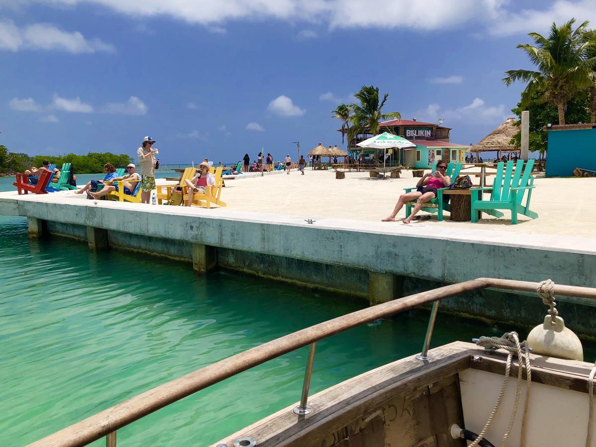 A Pousada Tropical Oasis Caye Corker Exterior foto